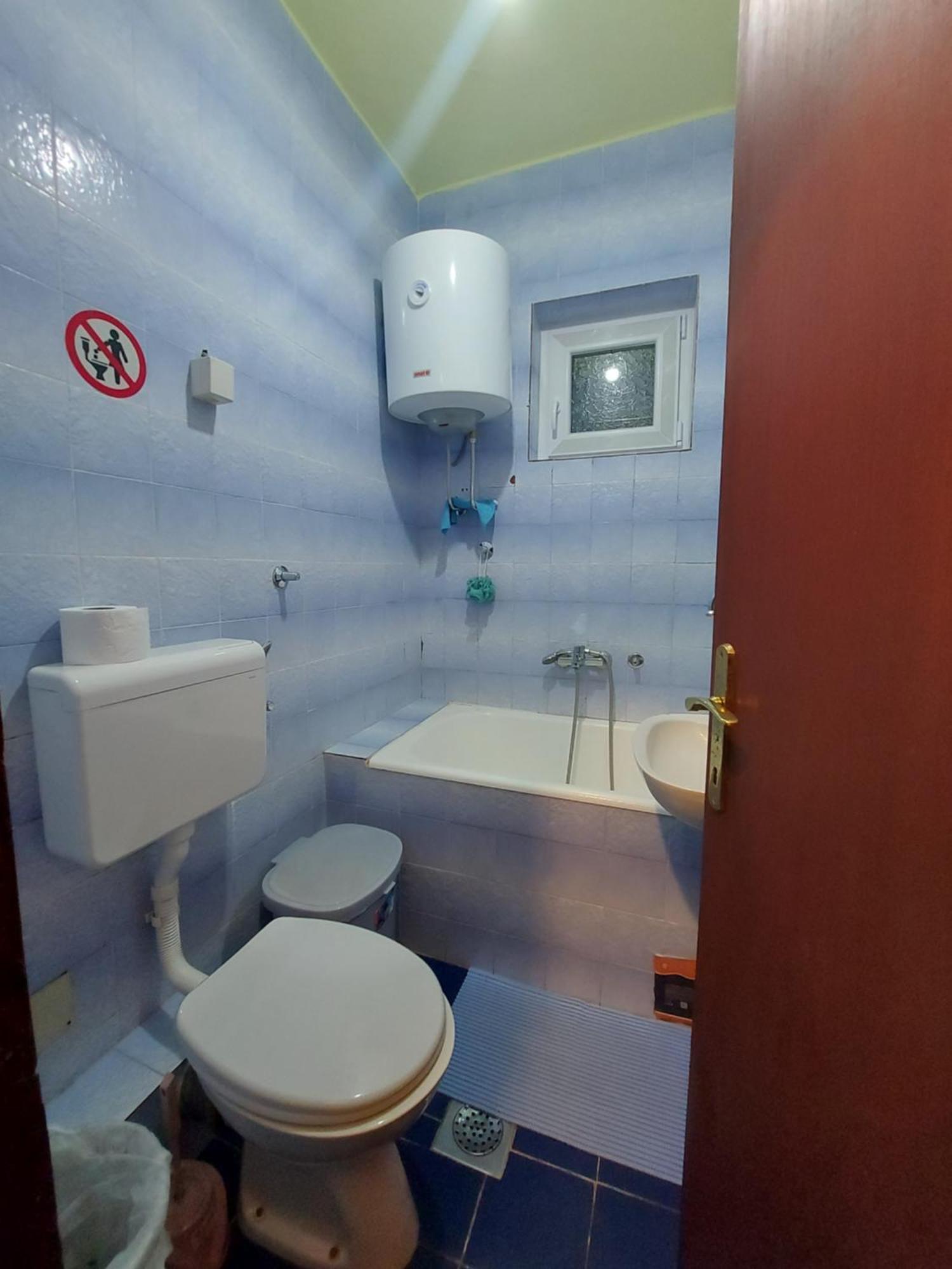 Barcelona Apartments Tivat Kültér fotó