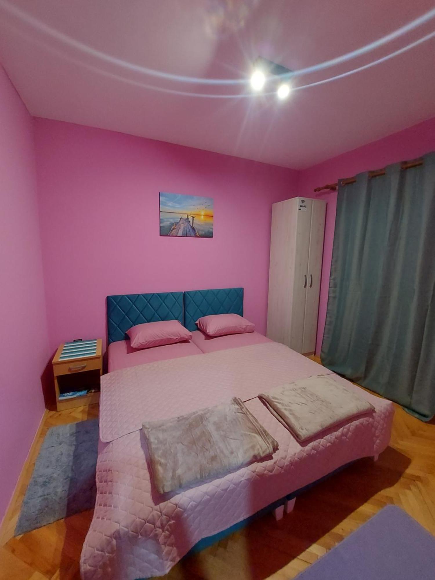 Barcelona Apartments Tivat Kültér fotó
